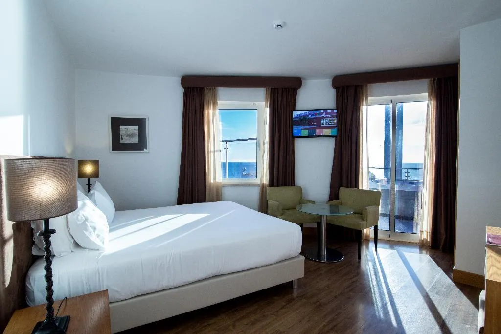 SUITE SUPERIOR Room, Quarteira Sol, Algarve