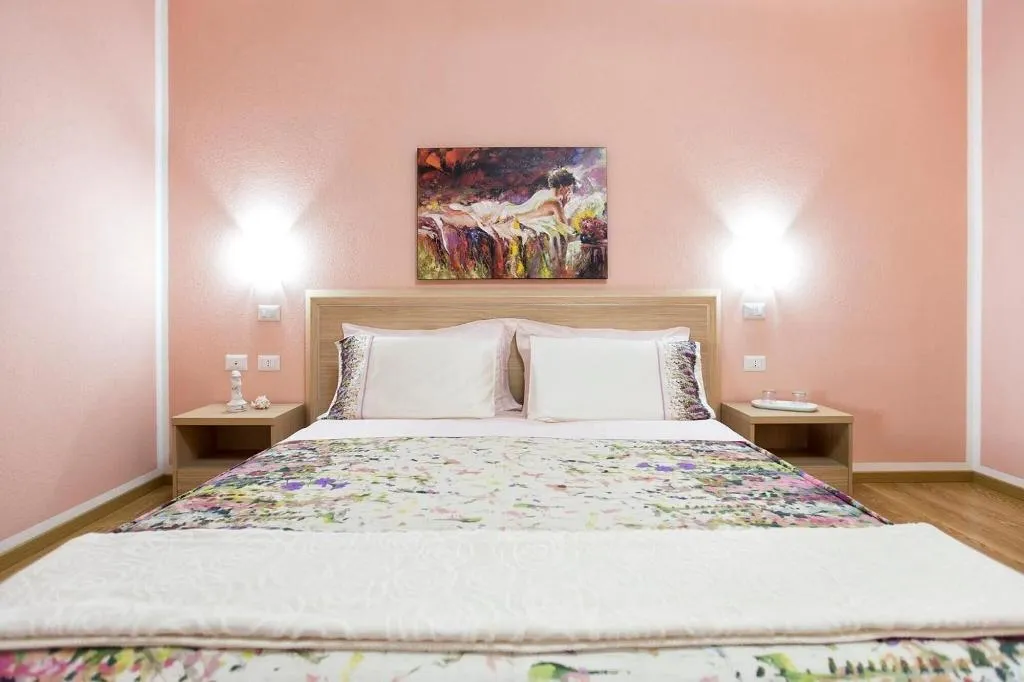 Room, Il Sole, Cagliari