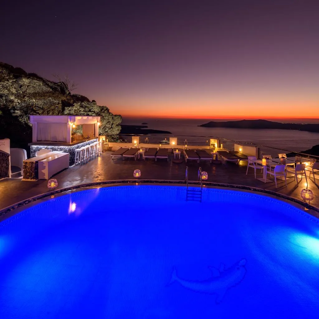 JUNIOR SUITE STANDARD Room, Pegasus Suites & Spa, Santorini