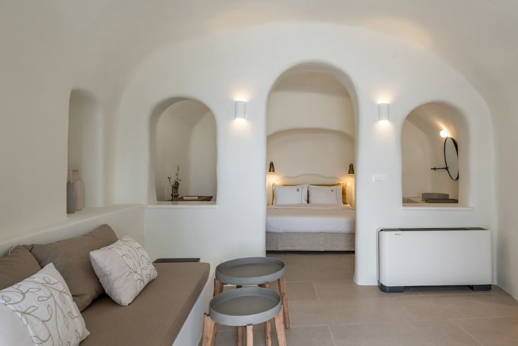Oia Castle Luxury Suites, Santorini