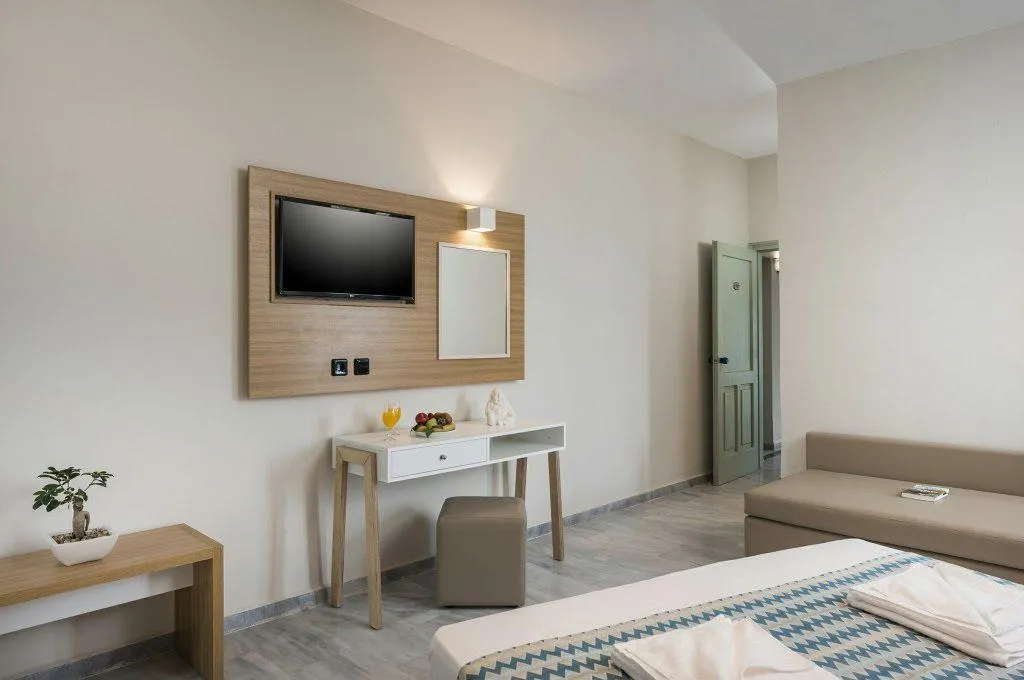 FAMILY ROOM SUPERIOR Room, Summer Beach, Crete