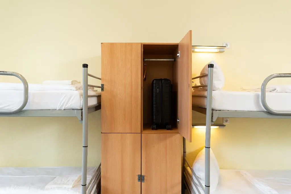 QUADRUPLE STANDARD Room, Industriepalast Hostel & Hotel, Berlin
