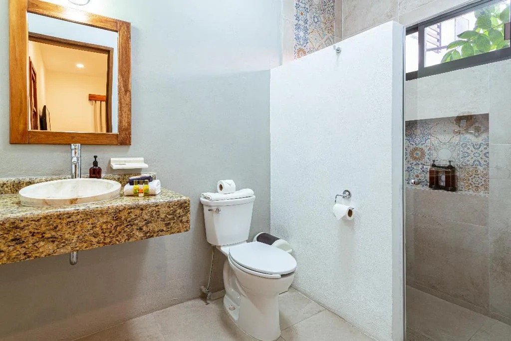 SUITE DELUXE ONE BED Room, Casa Hipil, Cancun Area