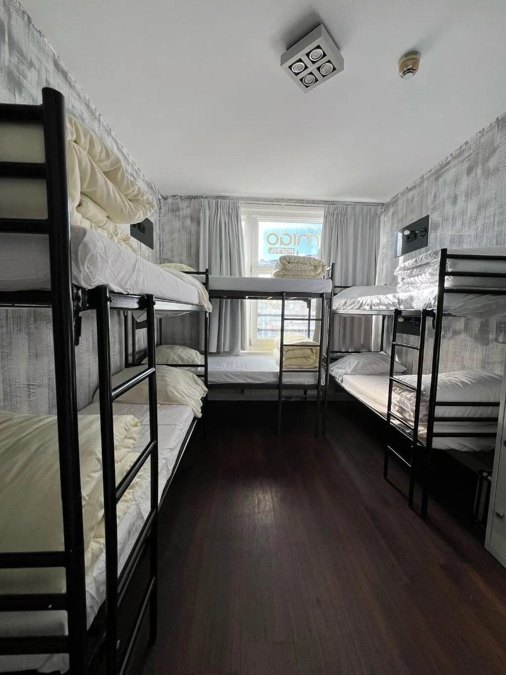 Room, Amigo Budget Hostel, Amsterdam