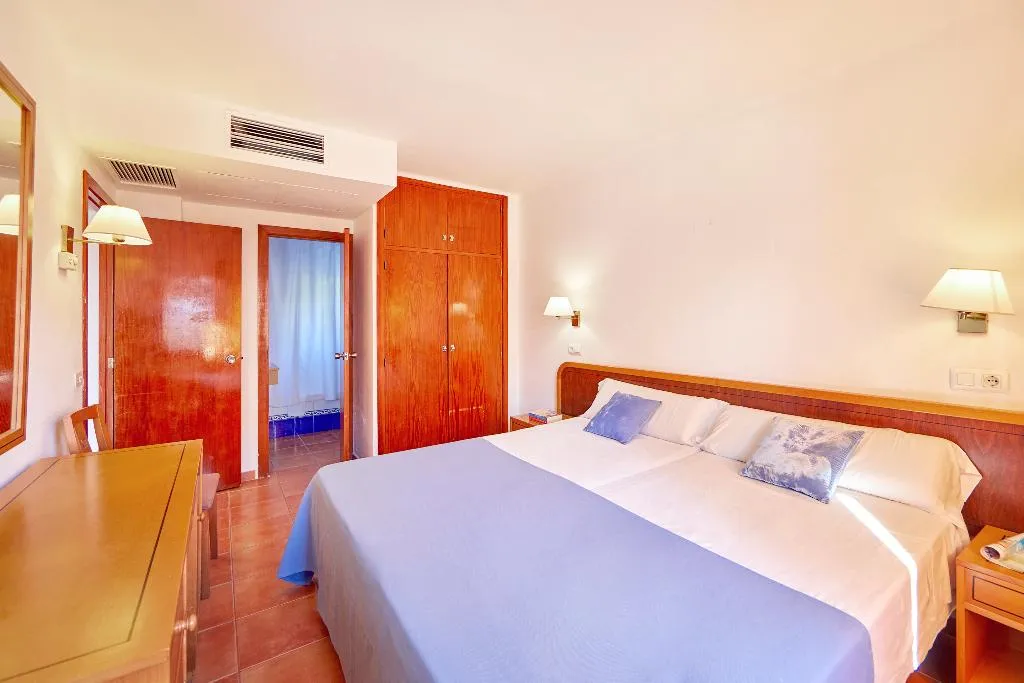 APARTMENT TWO BEDROOMS Room, Gavimar Cala Gran Costa Del Sur, Majorca