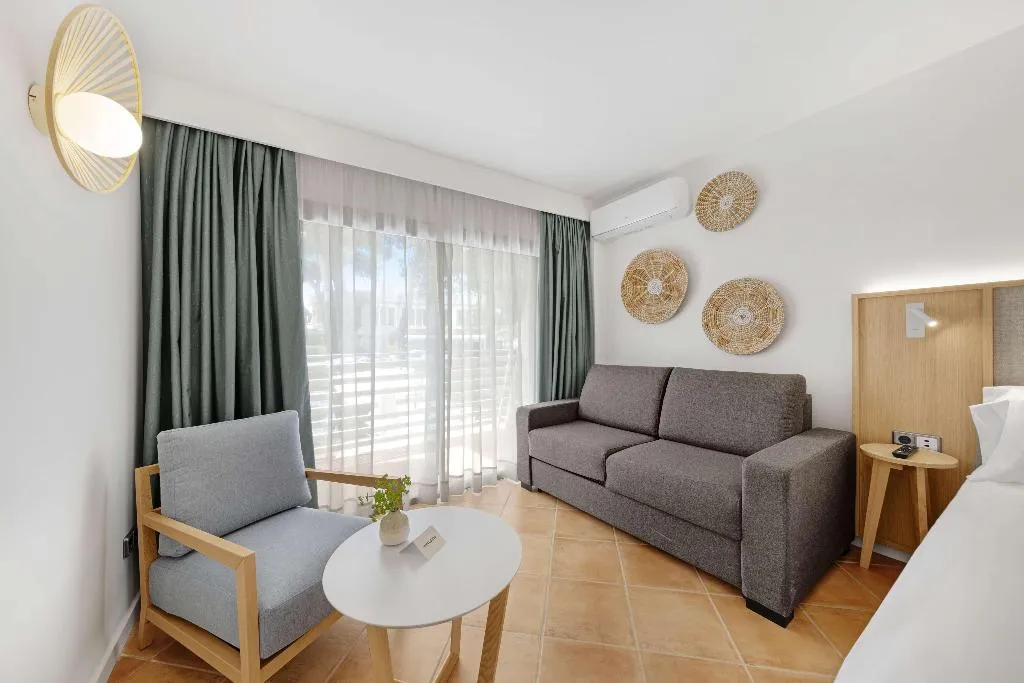 Room, Occidental Cala Viñas, Majorca