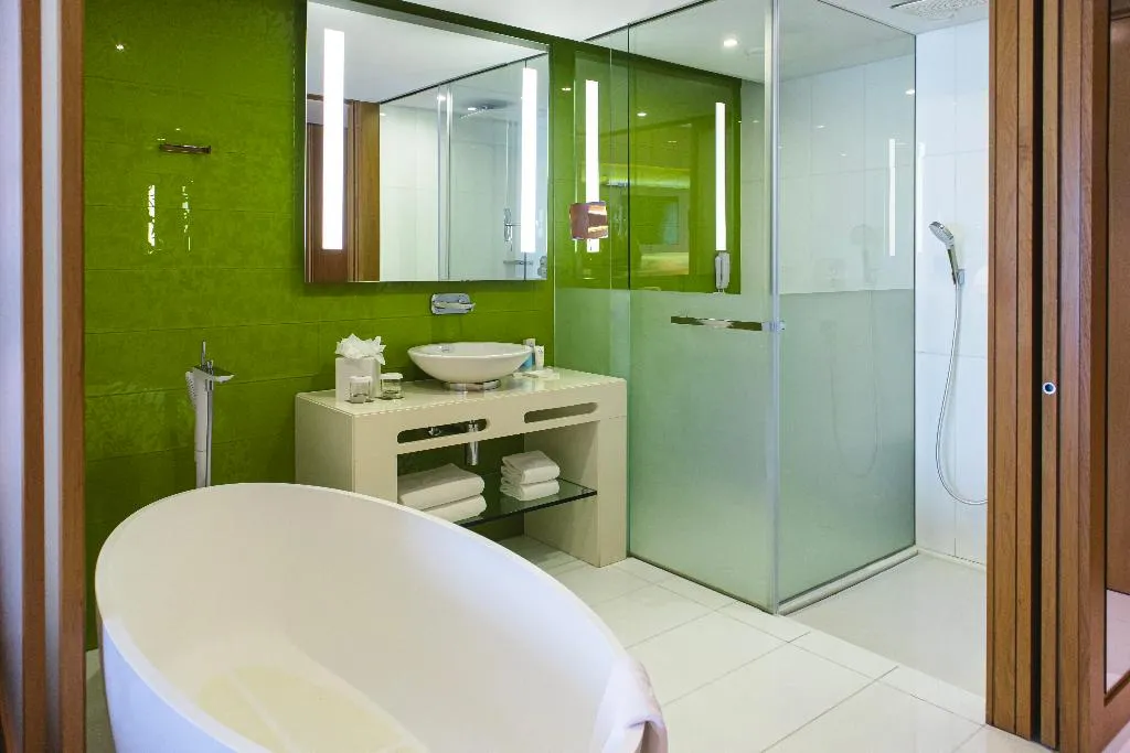 Double or Twin POOL VIEW Room, Epic SANA Algarve, Algarve