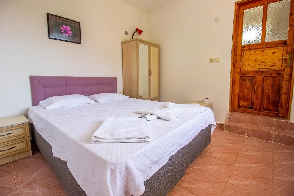 Room ONE BED Room, Faralya Gül  Pansiyon, Dalaman