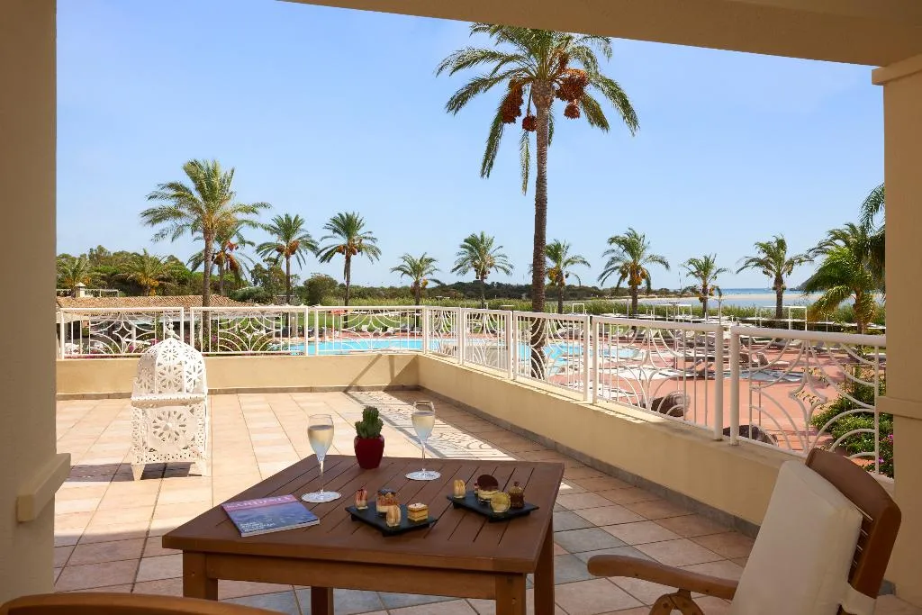 DOUBLE DELUXE BAY VIEW Room, Almar Timi Ama Resort & Spa, Cagliari