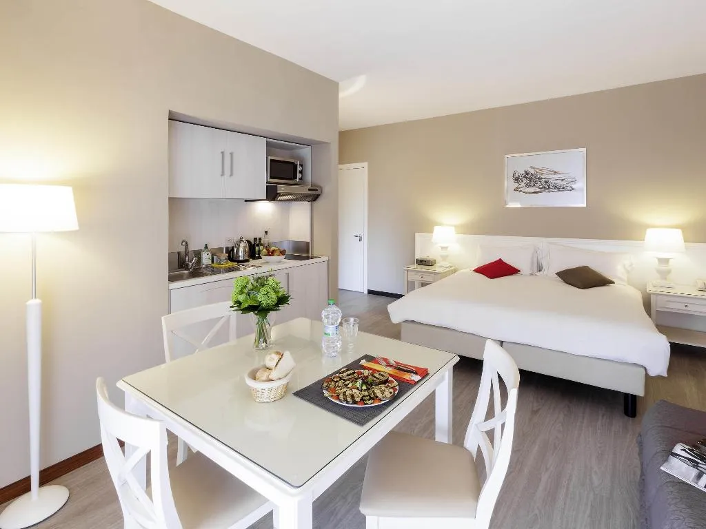 STUDIO CAPACITY 3 Room, Aparthotel Adagio Rome Vatican, Rome