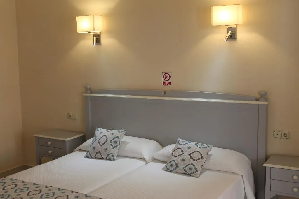Double or Twin STANDARD Room, Playa Sol, Majorca