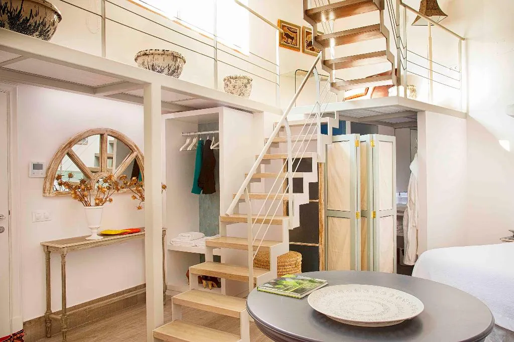 APARTMENT DUPLEX Room, Overland Suites Catedral Luxury Apartments, Seville