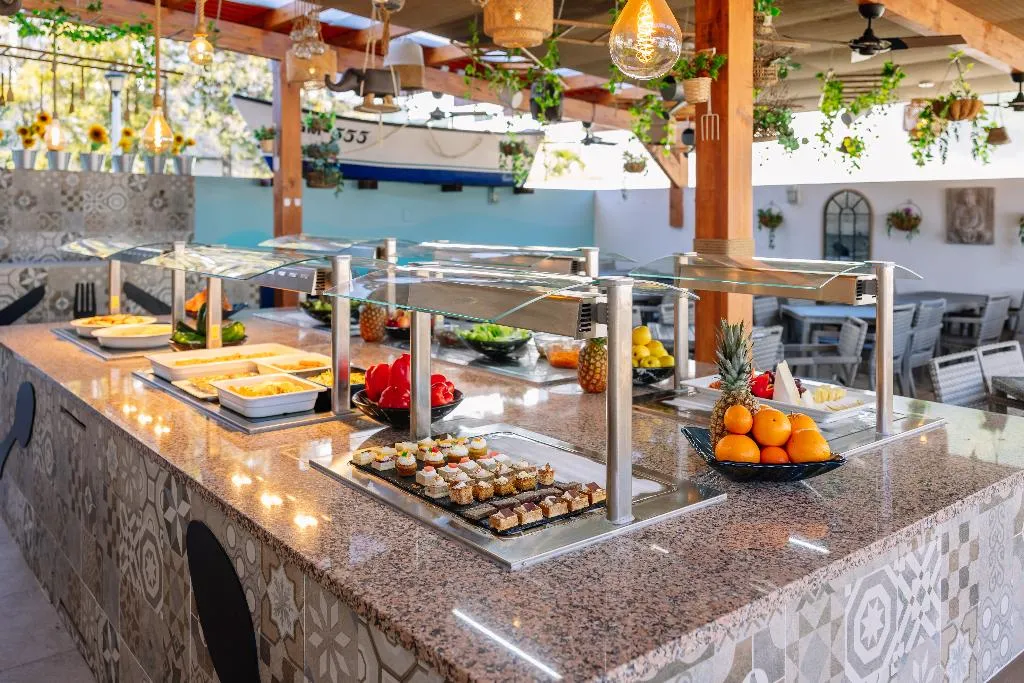 Restaurant, Grand Muthu Forte da Oura, Algarve