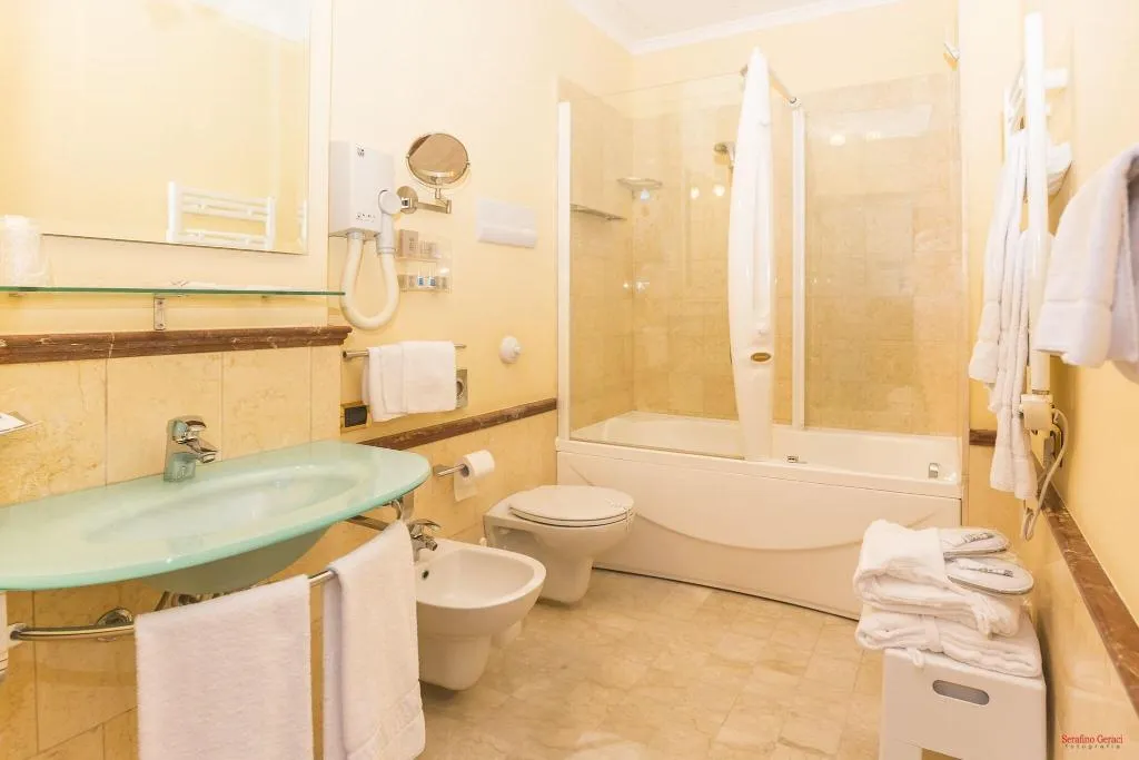 Room, Hotel Giardino Inglese, Palermo