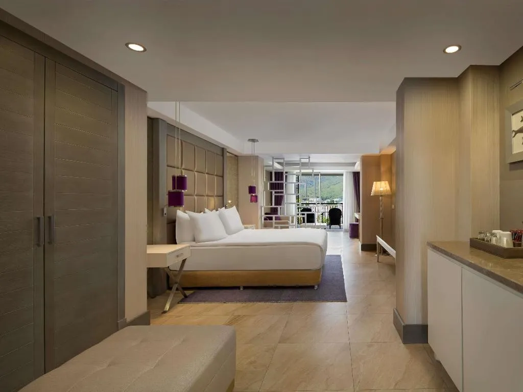 DOUBLE SINGLE USE DELUXE LAND VIEW Room, TUI Magic Life Rixos Beldibi +16, Antalya