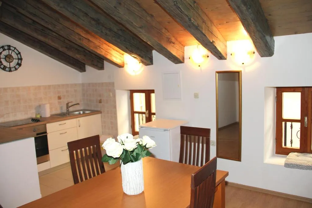 Room, Old Theatre Rooms And Apartments, Split