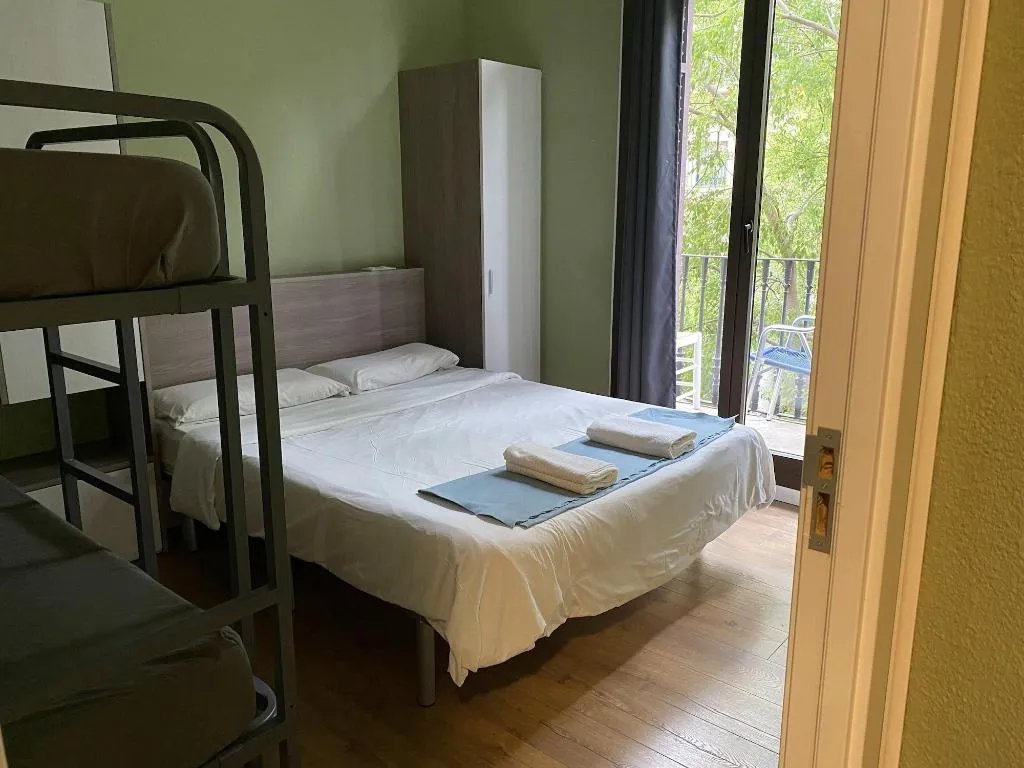 Room, Break BCN - Hostal & Coffeebar, Barcelona