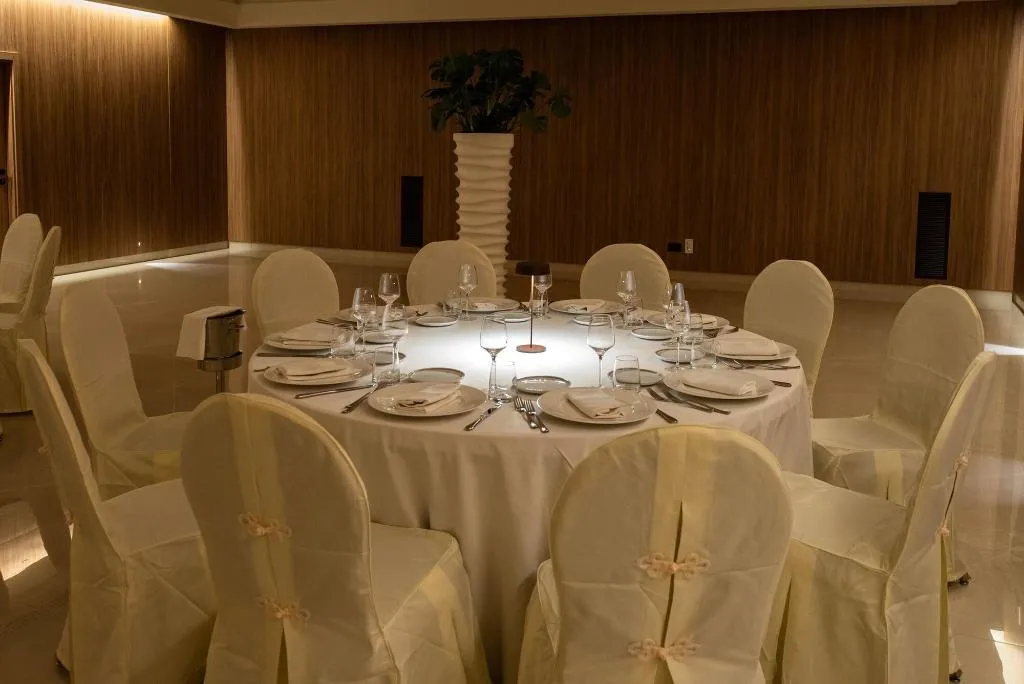Conferences, Gold Tower Lifestyle Hotel, Naples