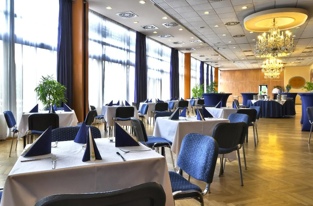 Conferences, Olympik, Prague