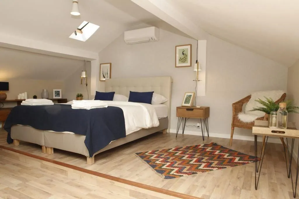 Room, Flores Guest House, Lisbon