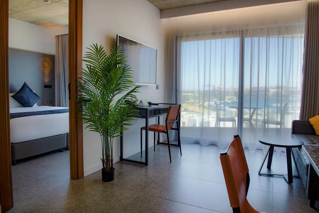 Double or Twin HARBOUR VIEW Room, Grands Suites Hotel Residences & Spa, Malta