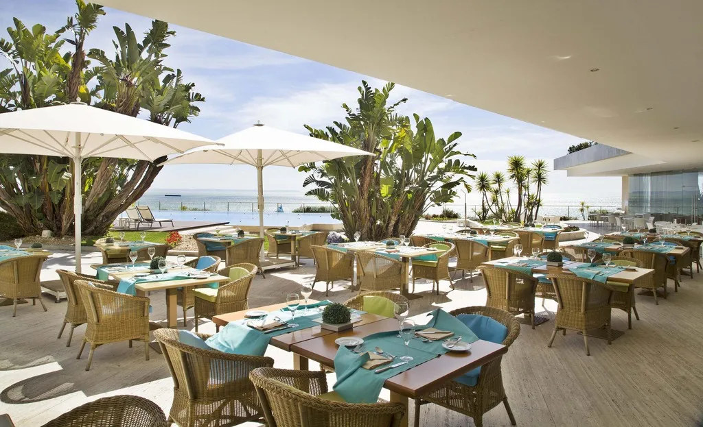 Terrace, Hotel Cascais Miragem Health & Spa, Lisbon