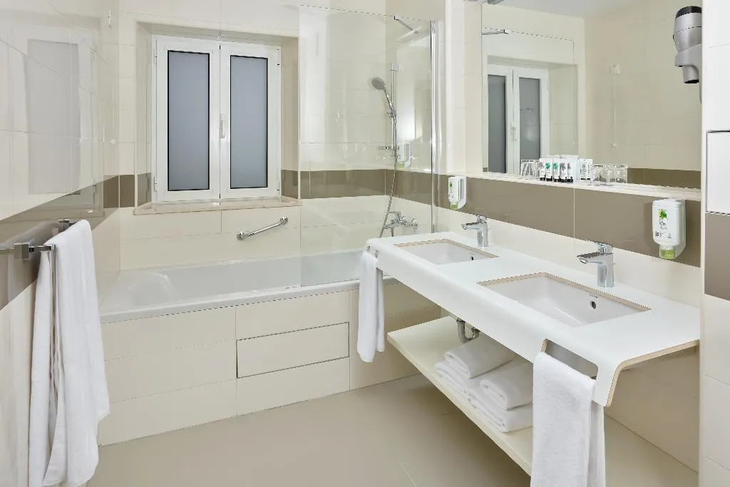 APARTMENT TWO BEDROOMS Room, Maistra Select Srebreno Villas, Dubrovnik