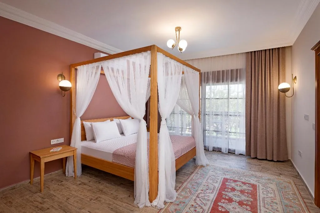 SUITE CAPACITY 6 Room, Kairos Hotel, Dalaman