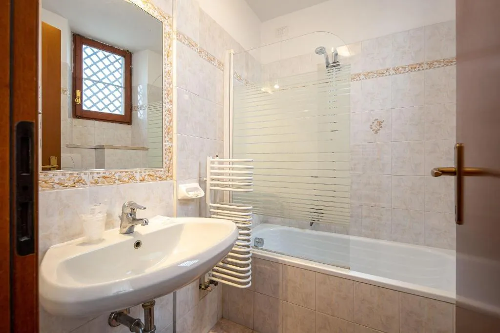 DOUBLE STANDARD Room, Lilium Hotel, Florence