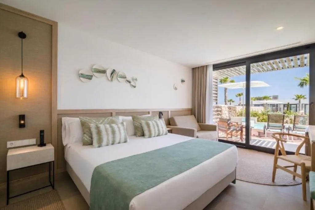 JUNIOR SUITE POOL VIEW Room, Barcelo Nura, Menorca