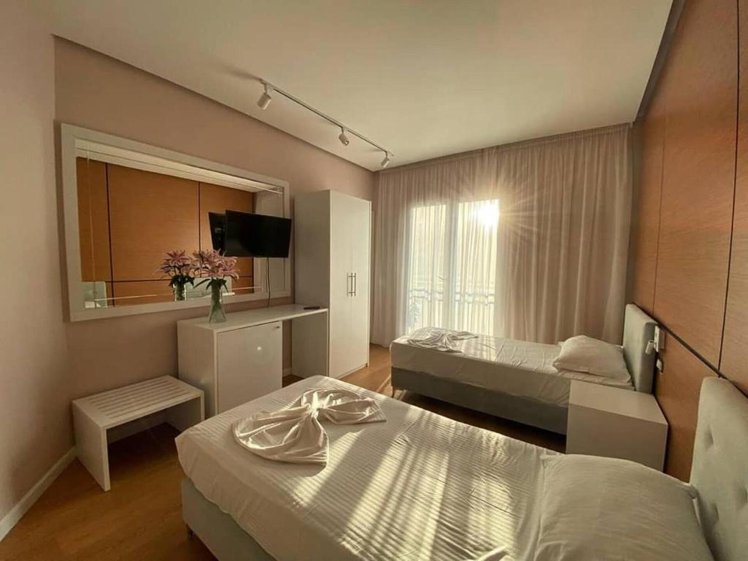 Edart Hotel, Durres