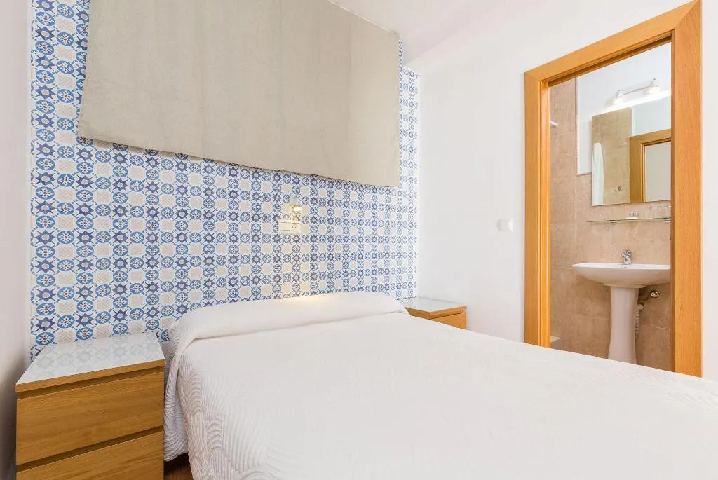 Room, Guadalupe Cozy Inns, Costa Del Sol