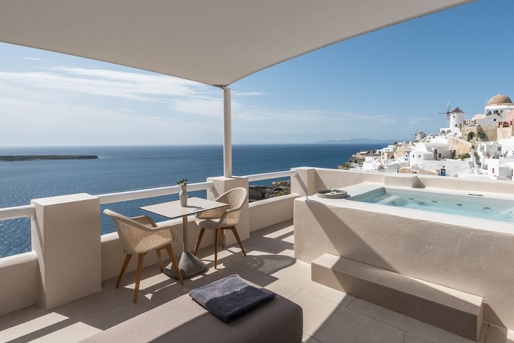 Oia Castle Luxury Suites, Santorini