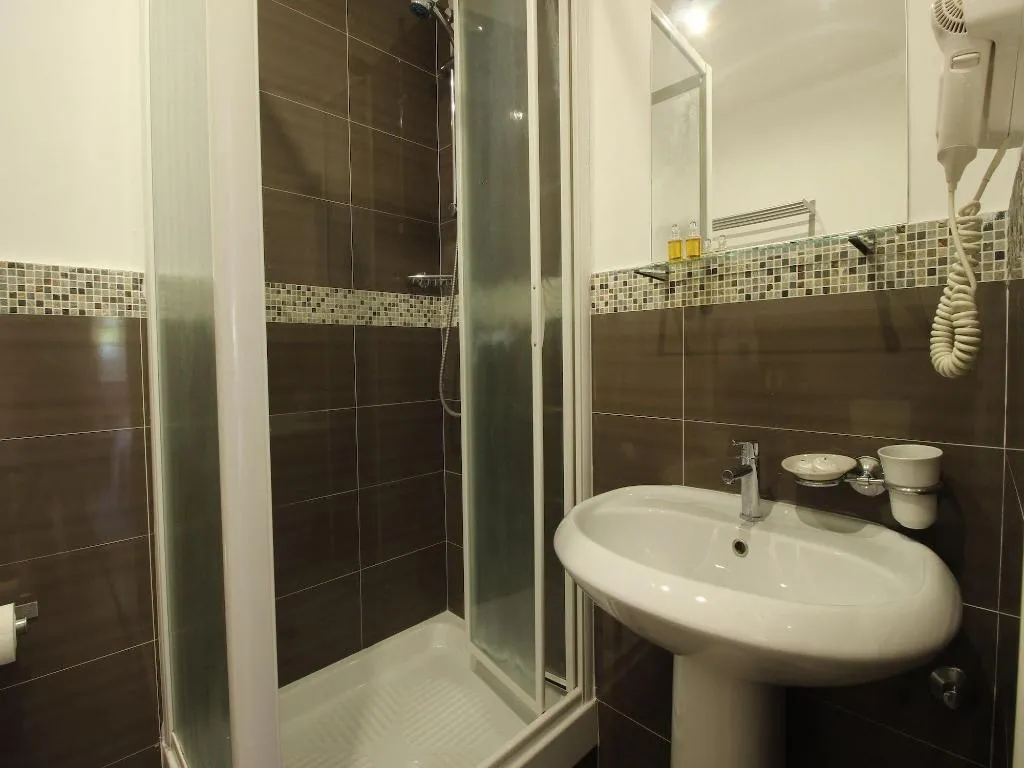 Room, Few Steps From Colosseum, Naples