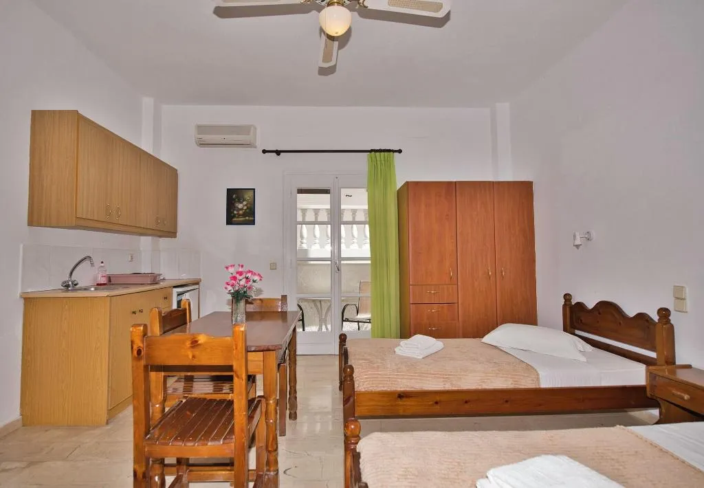 Room, Ira Apartments, Santorini