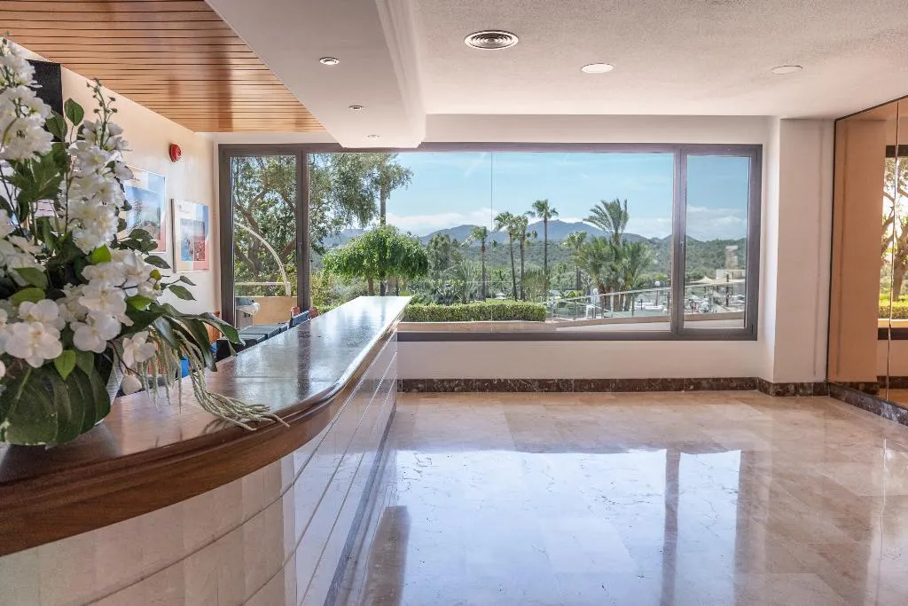 Lobby, Club Cala Romani, Majorca
