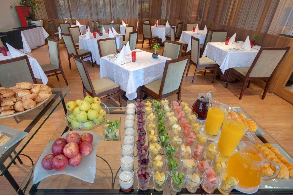 Restaurant, Aeminium Coimbra, Affiliated by Meliá, Porto