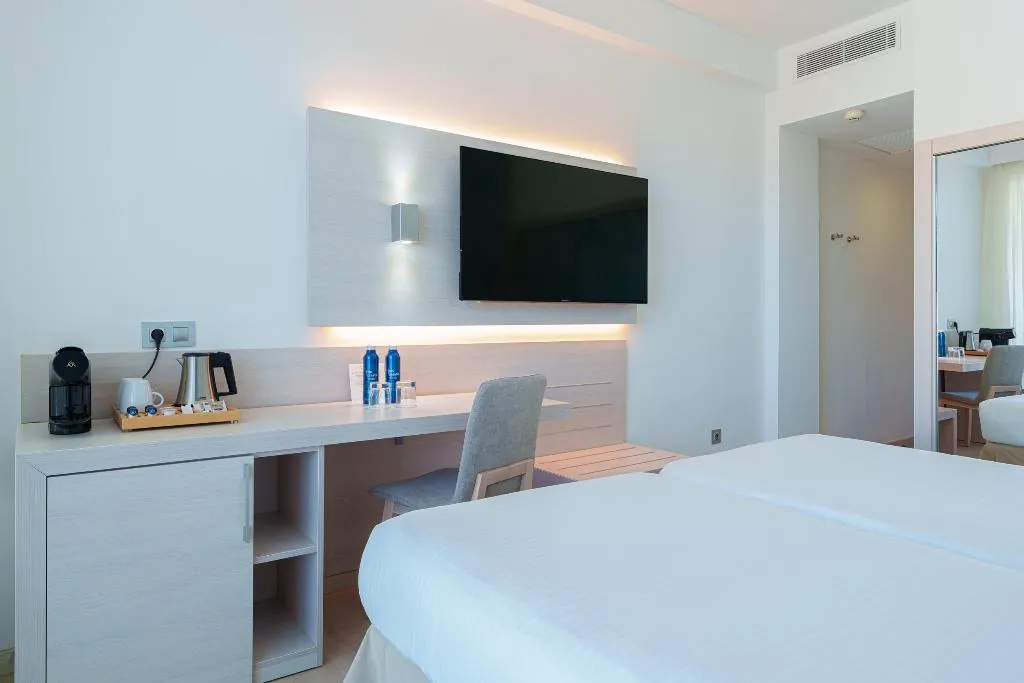 Room, Caprice Concord Hotel & Spa, Majorca