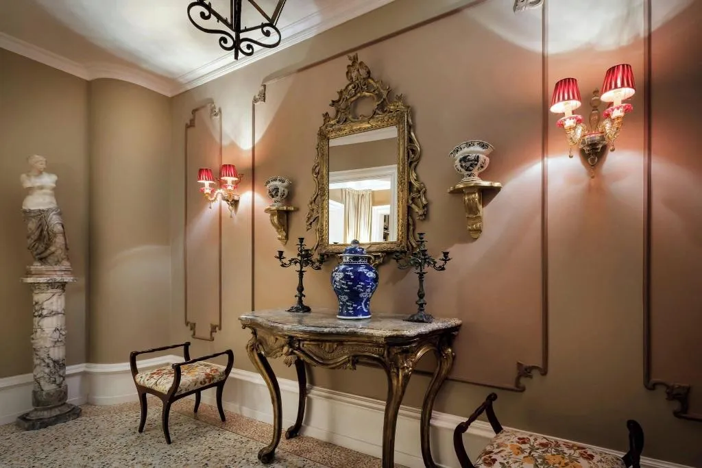 SUITE KING SIZE BED Room, The Gritti Palace, a Luxury Collection Hotel, Venice