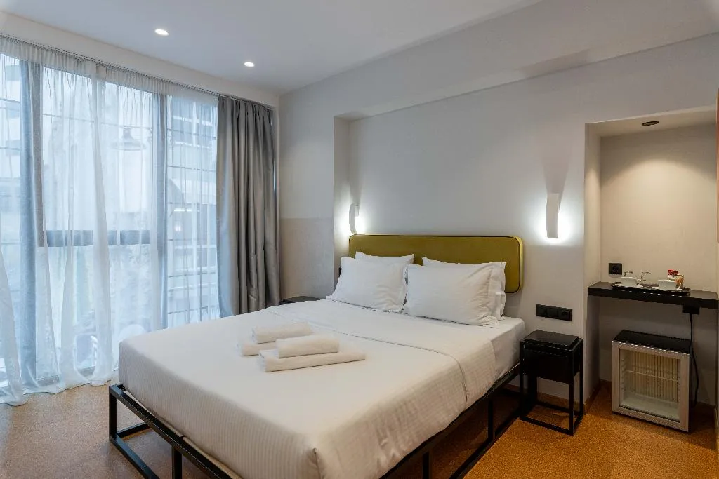 DOUBLE SUPERIOR WITH TERRACE Room, Parea, Athens