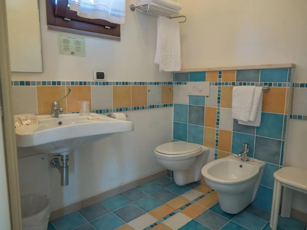Room, Cala Reale, Cagliari