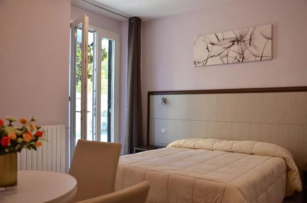 General view, Florence Stadium B&B, Florence