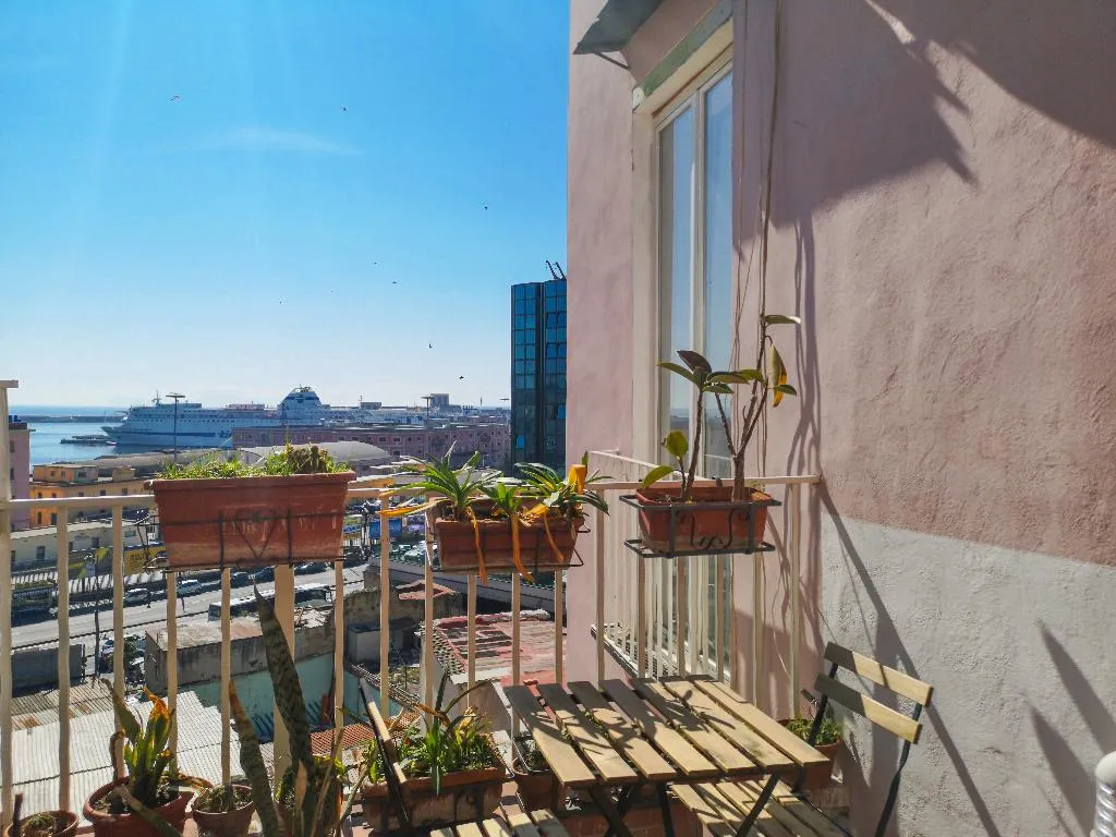 SUITE DELUXE TWO DOUBLE BEDS Room, BandB Civico 13, Naples