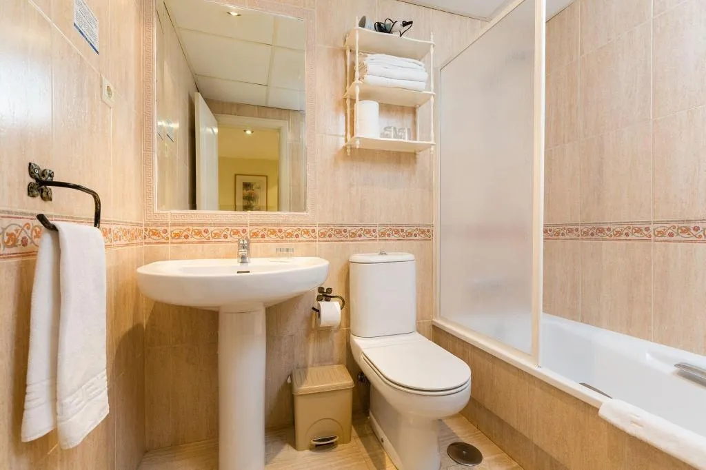 Room, Guadalupe Cozy Inns, Costa Del Sol