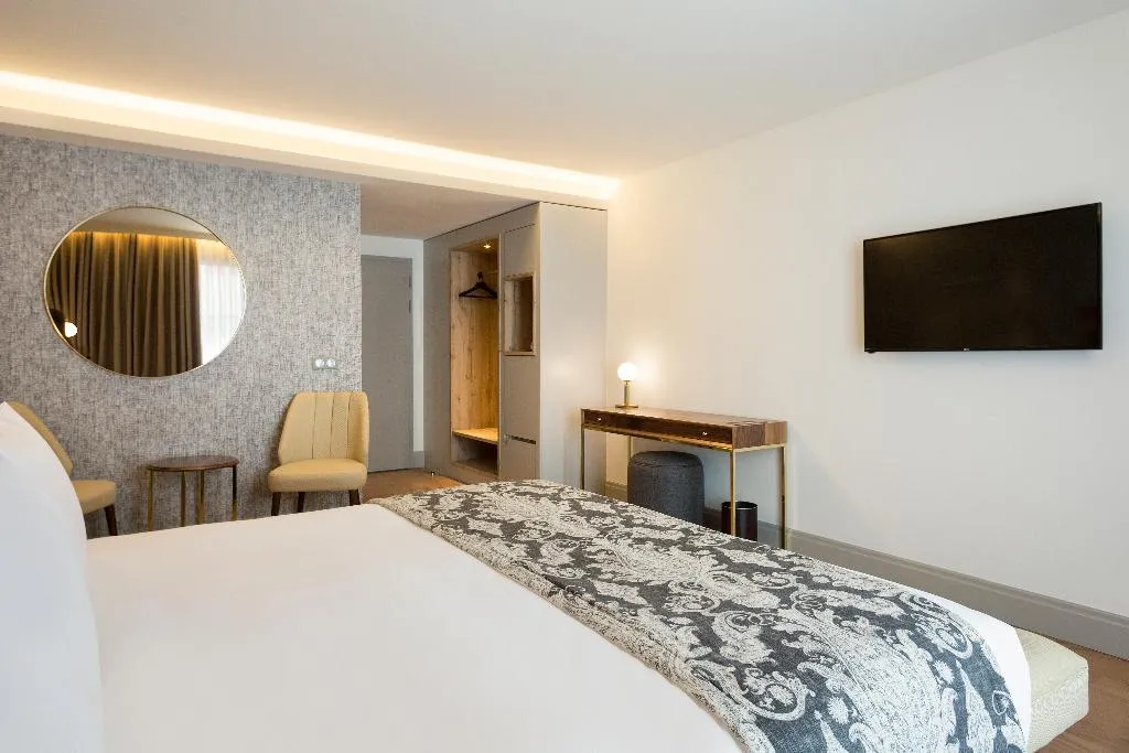 DOUBLE SUPERIOR Room, Acta The Avenue, Porto