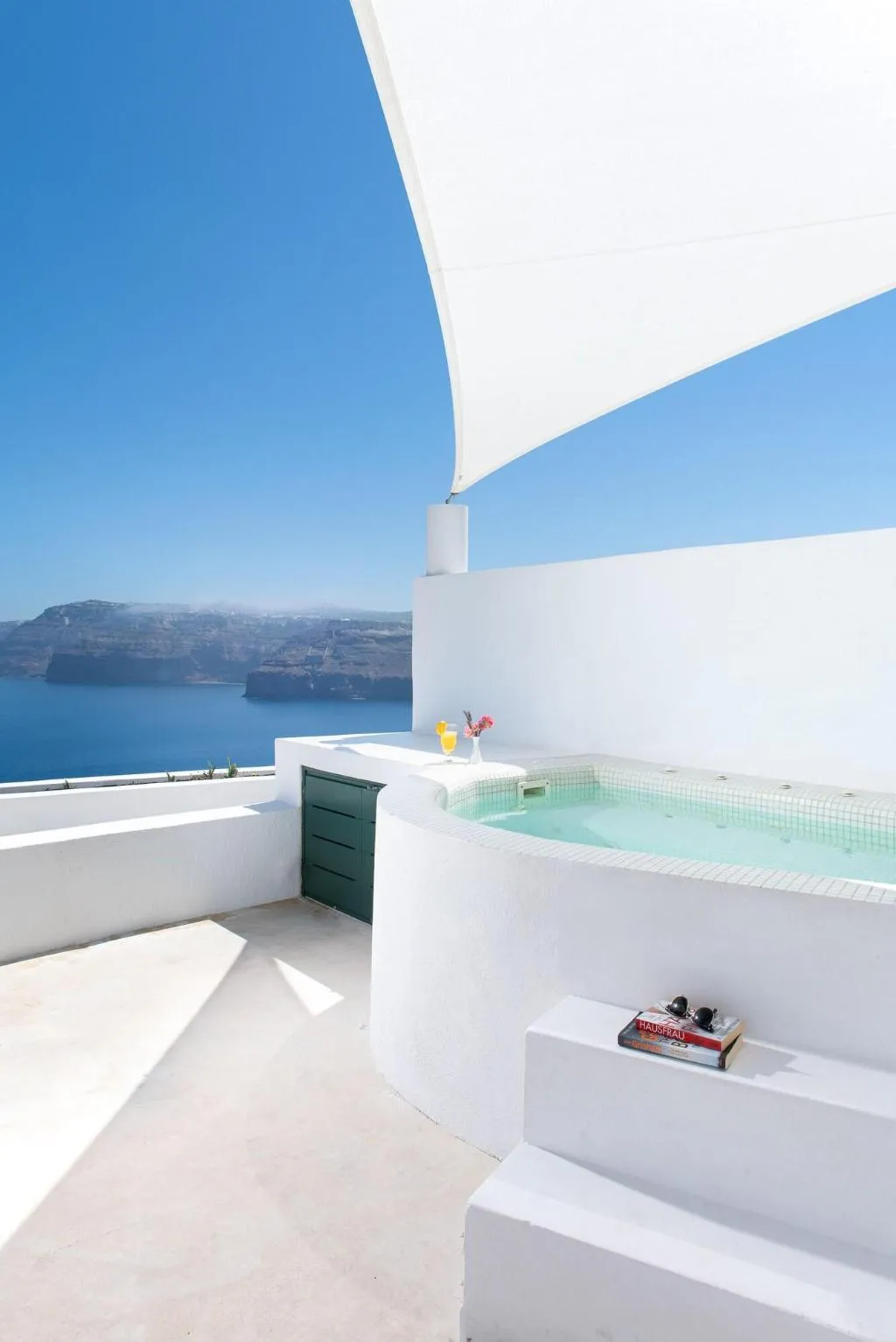 Terrace, Avant Garde Suites, Santorini