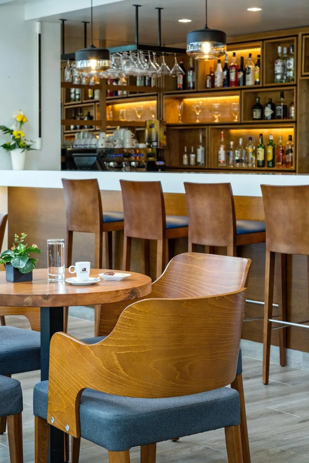 Bar, Stanley, Athens
