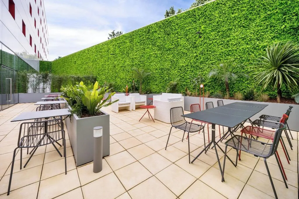 Terrace, Moov Hotel Oeiras, Lisbon