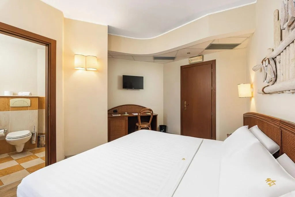 Room, Welcome Hotel, Milan