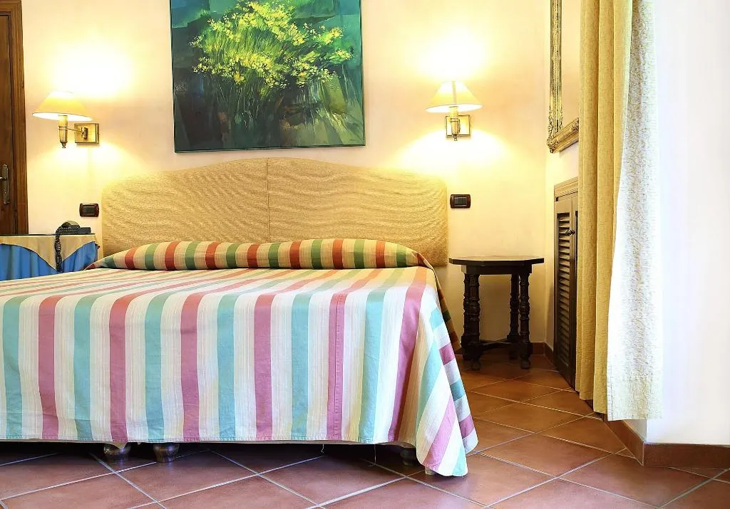 Room, L'Agnata di De André, Olbia